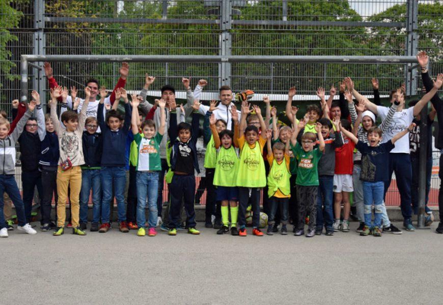 youngCaritas Käfig League – Straßenfußball auf wienerisch